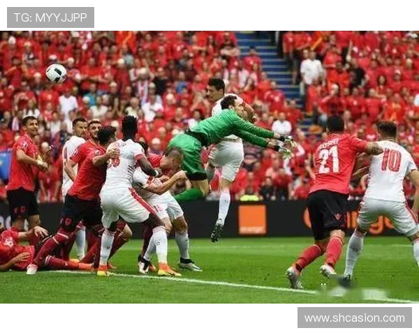 曼城半场控球占优射门压制阿森纳